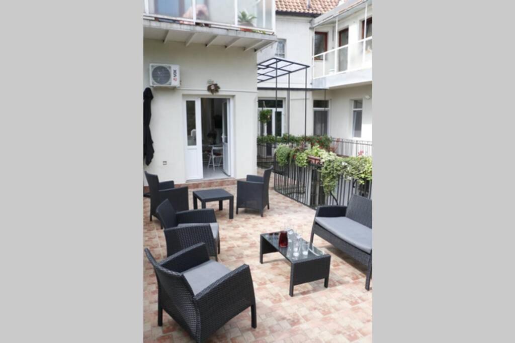 Rock - Studio With 30M2 Terrace Beograd Bagian luar foto
