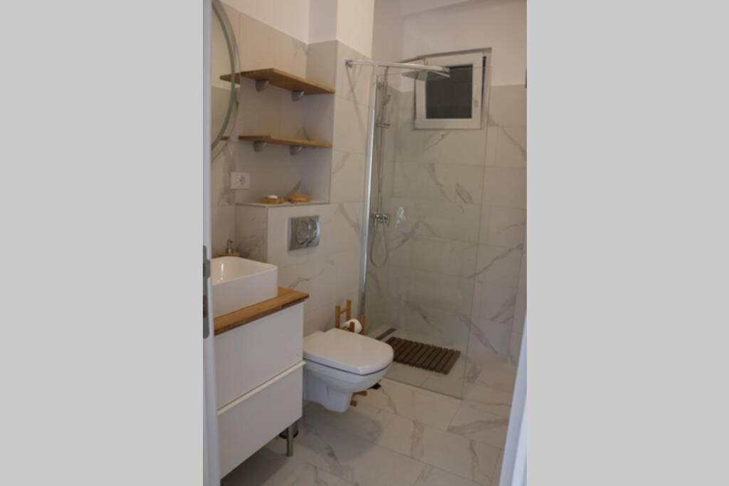 Rock - Studio With 30M2 Terrace Beograd Bagian luar foto